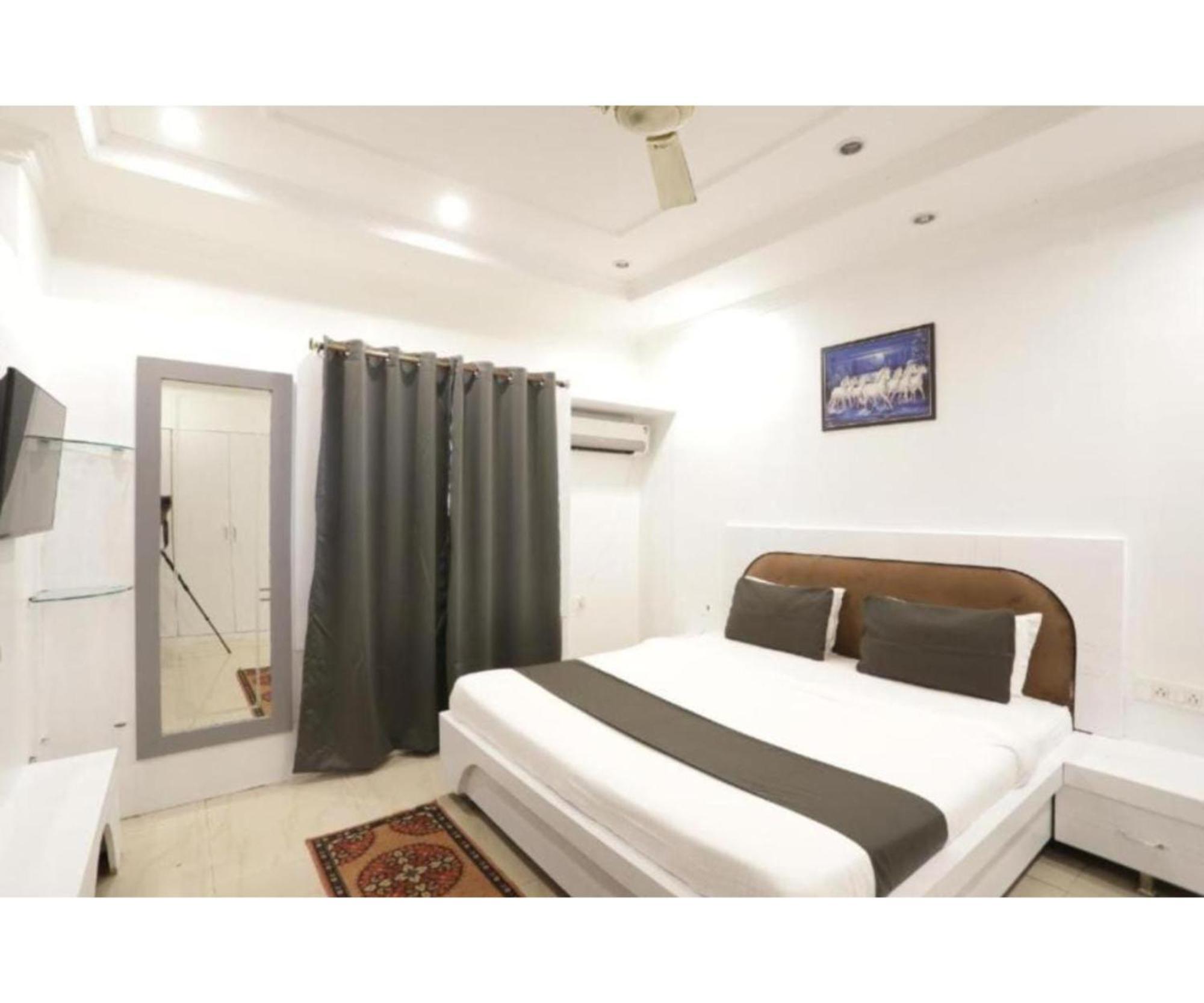 Day S Inn Luxury Stay Near Care Hospital In Budget Friendly Price Best Seller Bhubaneswar Exteriör bild