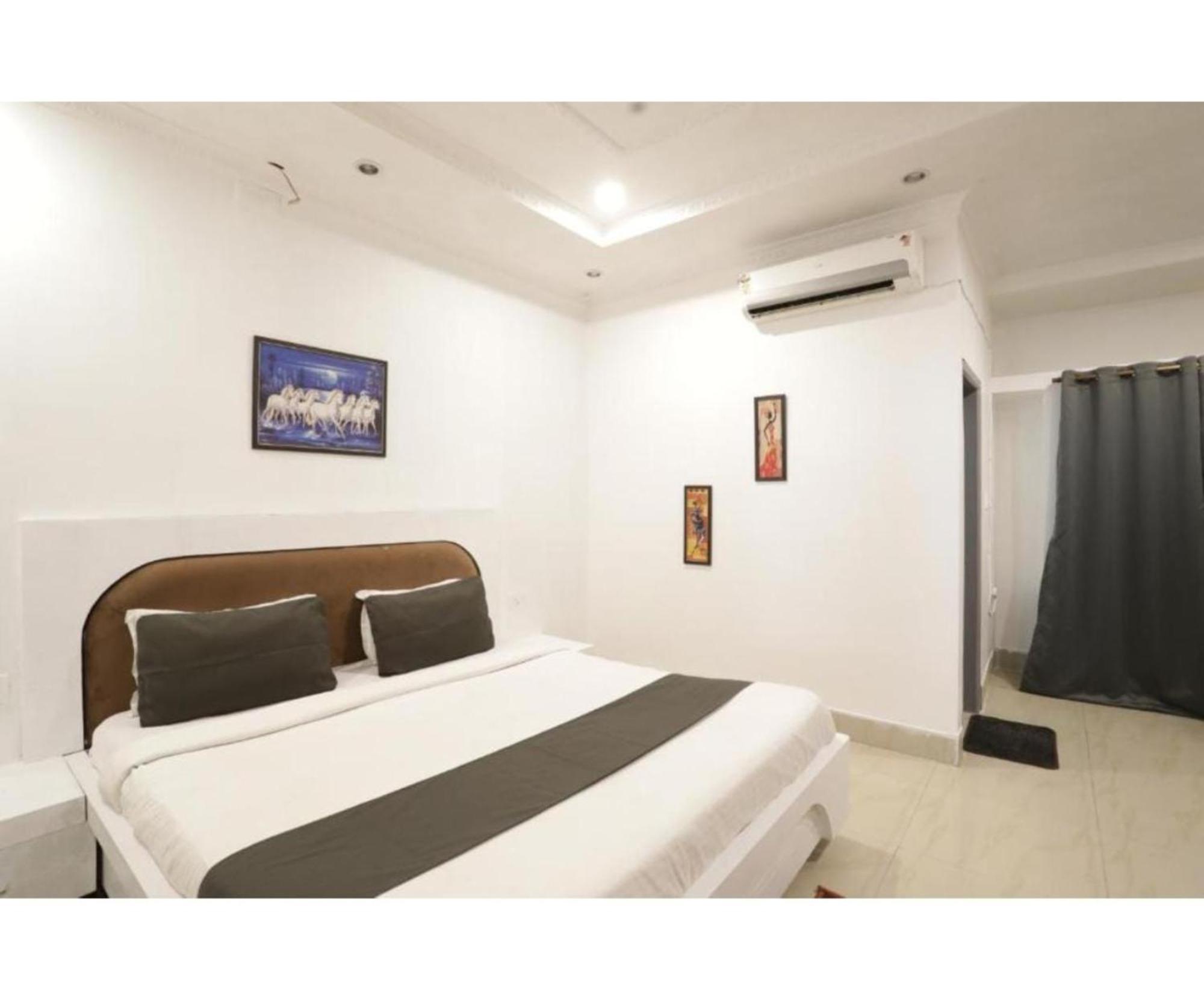 Day S Inn Luxury Stay Near Care Hospital In Budget Friendly Price Best Seller Bhubaneswar Exteriör bild
